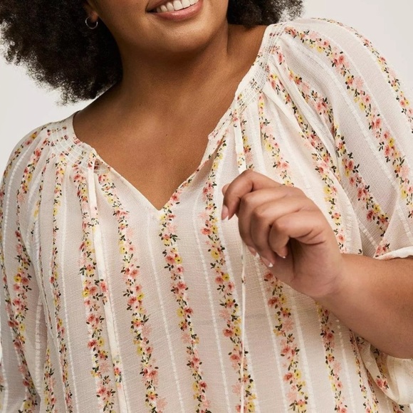 Torrid Chiffon Peasant 3/4 Raglan Blouse Size 2X NWT - Picture 2 of 13